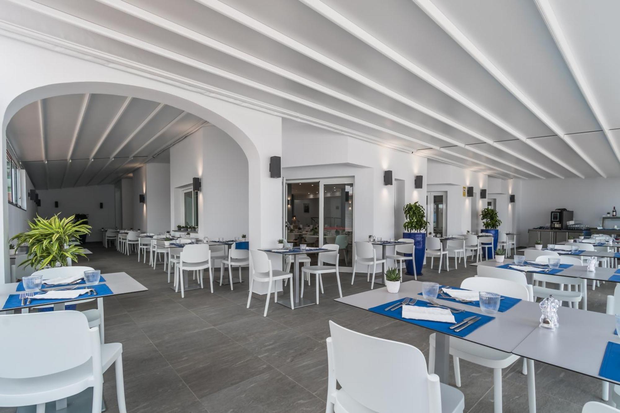 埃斯金索滨海山庄公寓式酒店 Playa De Esquinzo 外观 照片