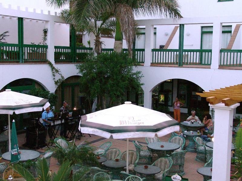 埃斯金索滨海山庄公寓式酒店 Playa De Esquinzo 外观 照片